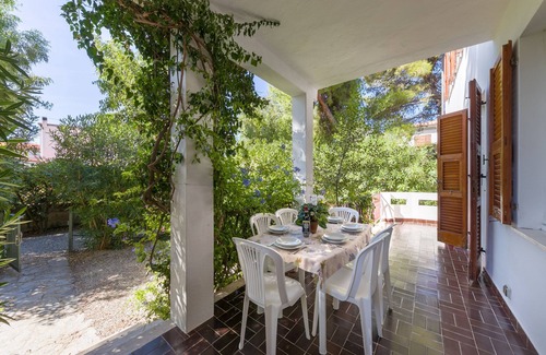 Marina di Campo Apartment | Holiday Apartment "Montecristo 1" with Terrace and Close to the Sea