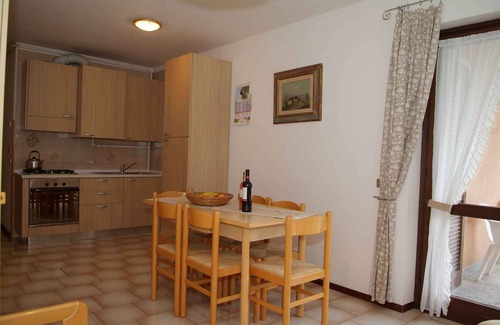 Molina di Ledro Apartment | Holiday apartment overlooking lake