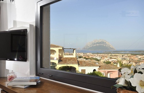 Porto San Paolo Apartment | Holiday apartments L'Ea di Lavru nSEA VIEW 2-rooms apartment-TOP INTERIOR DESIGN