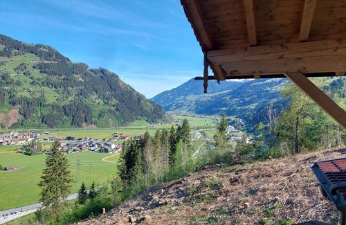 Gerlosbergeben Apartment | Holiday apartment with terrace in the skiing area