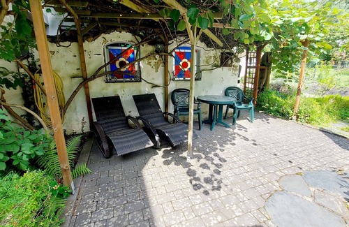Kamp-Bornhofen Apartment | Holiday apartment with garden, terrace and barbecue
