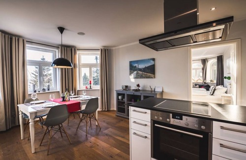 Baerenburg House | Holiday apartment Waldfrieden