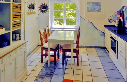 Suderhackstedt Apartment | Holiday Apartment Mulleby with Shared Garden and Wi-Fi