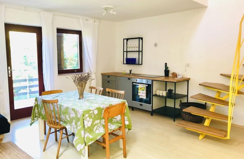 Badacsonytomaj House | Holiday apartment in quiet location close to Lake Balaton.