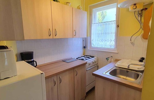 Balatonfenyves Apartment | Holiday apartment with free Wi-Fi and garden pavilion