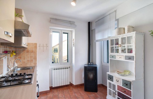 Diano Castello Apartment | Holiday Apartment "Ca' A Riga" with Sea View, Private Terrace & A/C