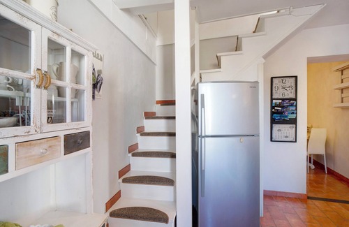 Diano Castello Apartment | Holiday Apartment "Ca' A Riga" with Sea View, Private Terrace & A/C