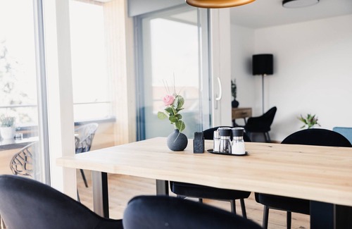 Hoerbranz Apartment | Holiday Apartment "2 Zimmer Appartement" with balcony & Wi-Fi
