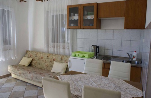 Krk Apartment | Holiday apartment 300 m from the beach