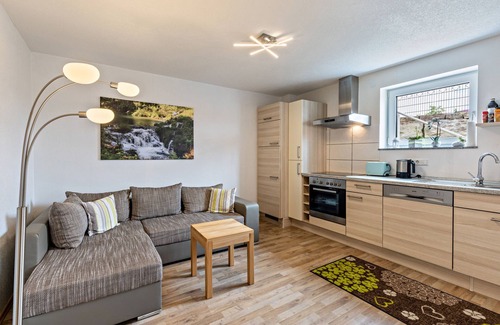 Zwiefalten Apartment | Holiday Apartment "Alpenblick" with Mountain View, Private Terrace & Wi-Fi