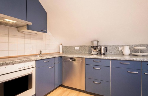 Kisslegg Apartment | Holiday Apartment "Allgäu" close to the Lake with Roof Terrace & Wi-Fi