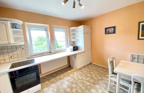 Waldeck Apartment | Holiday Apartment "Alraftsblick" with Wi-Fi & Balcony