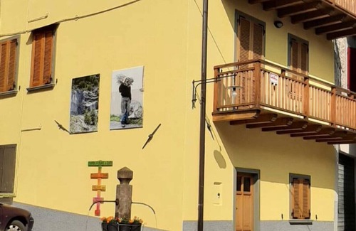Laveno Apartment | Holiday Apartment 'Altopiano del Sole' with Balcony & Mountain View