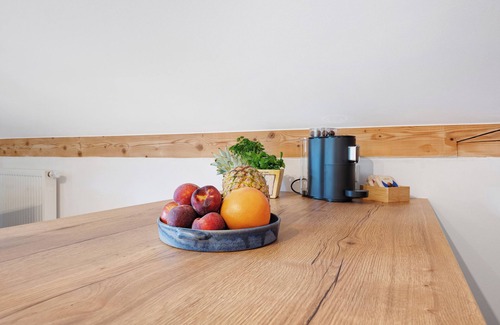 Teisendorf Apartment | Holiday Apartment 'Am Teisenberg' with Private Garden, Balcony and Wi-Fi