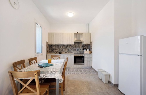 Andora Apartment | Holiday Apartment "Antichi Ricordi - Il Fienile" with Balcony, Shared Pool & Wi-Fi