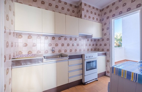 Benicarlo Apartment | Holiday Apartment 'Apartamento las Palmeras 1' near Beach with Terrace