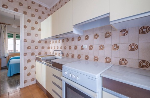 Benicarlo Apartment | Holiday Apartment 'Apartamento las Palmeras 1' near Beach with Terrace