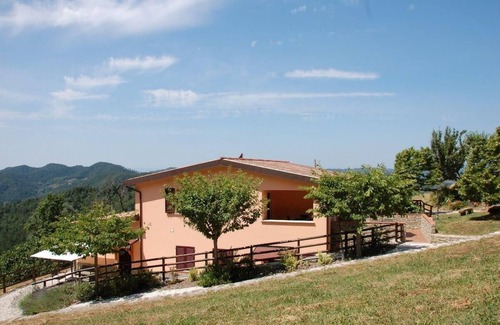 Apecchio Apartment | Holiday apartment Apecchio for 1 - 4 persons with 2 bedrooms - Twin house