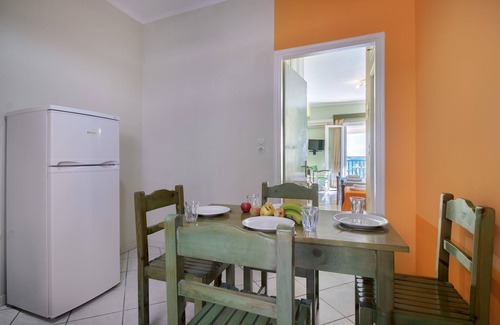 Vassiliki Apartment | Holiday Apartment 'Apostolos Apartment 1' Next to Beach with Wi-Fi