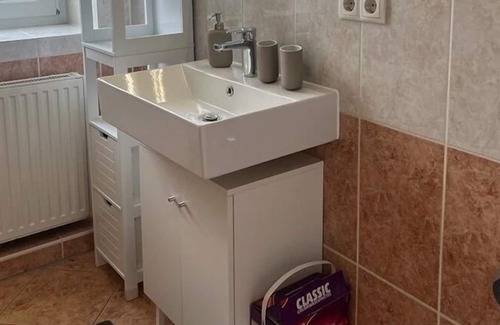 Suedwest Apartment | holiday apartment/apt. for 6 guests with 69m² in Leipzig (175764)