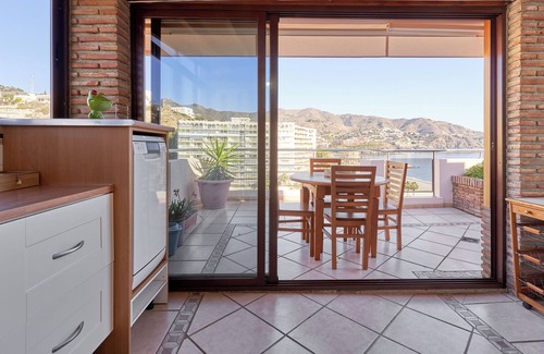 Velilla-Taramay Apartment | Holiday Apartment 'Argali Beach' close to the Beach with Sea View, Terrace & Wi-Fi