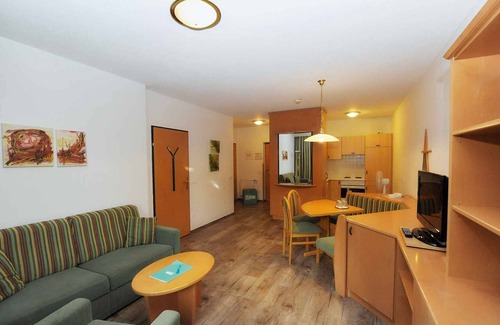 Lutzmannsburg Apartment | Holiday apartment with steam bath and sauna