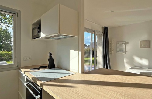 Hillion Apartment | Holiday Apartment "Au P'tit Colombier" with Private Terrace & Shared Garden