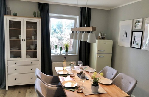 Lalendorf Apartment | Holiday apartment "Auszeit am See" - In the Mecklenburgische Schweiz Nature Park, directly on the lake.