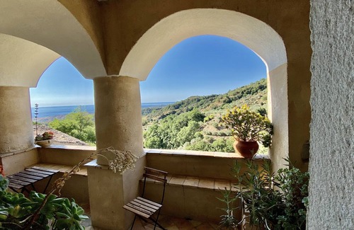 Badolato Apartment | Holiday Apartment B & B Santa Barbara "Tiche" Nature, Traditions, Sea, Sun and Relax