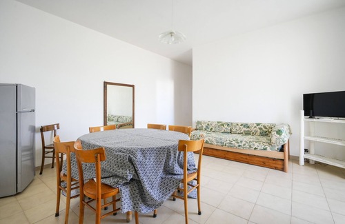Torre Canne Apartment | Holiday Apartment 'Beach House, Torre Canne - Ariel' with Sea View and Balcony
