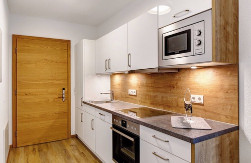 Galtur Apartment | Holiday Apartment 'Ballunspitze' with Mountain View, Shared Terrace and Wi-Fi