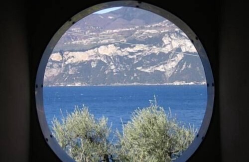 Magugnago Apartment | Holiday apartment Brenzone for 1 - 4 persons with 1 bedroom - Row house