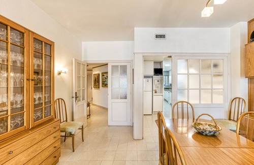 Palamos Apartment | Holiday Apartment "Carrer Del Mar" with Sea View, Private Terrace & Wi-Fi