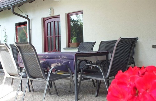 Steinfeld Apartment | Holiday apartment Casa Angela - Apartment, shower, toilet, 3 bedrooms