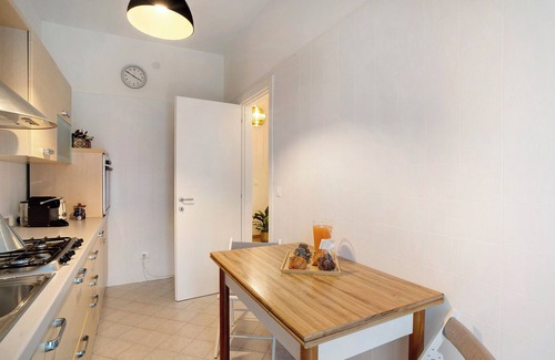 Alassio Apartment | Holiday Apartment "Casa Esterina" with 2 Balconies & Wi-Fi