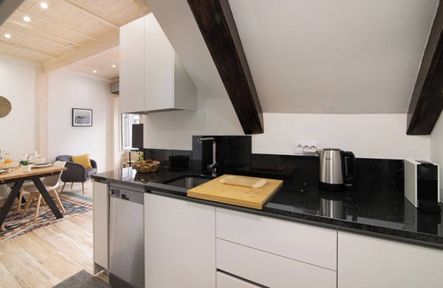 Se Apartment | Holiday Apartment "Casa Na Travessa 2" with A/C & Wi-Fi