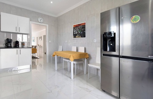Ponta Delgada Apartment | Holiday Apartment "Casa Da Linda" with Sea View, Private Terrace & Wi-Fi