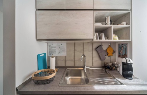 Lierna Apartment | Holiday Apartment Casa Royale Appartamento Terra with Mountain View, Wi-Fi, A/C