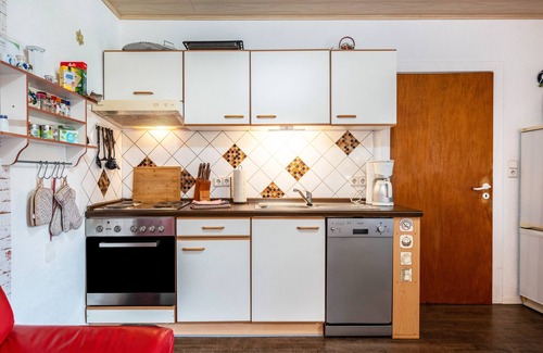 Viol Apartment | Holiday Apartment 'Caspersen' with Private Terrace, Private Garden and Wi-Fi