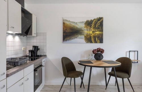 Petersberg Apartment | Holiday Apartment 'Central Quiet Ideal Perfect' with Wi-Fi