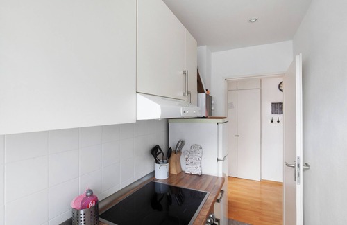 Wiesbaden Apartment | Holiday Apartment "Charmante Stadtwohnung Im Zentrum" with Balcony & Wi-Fi