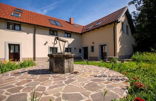Ajdovscina Apartment | Holiday apartment Col for 1 - 10 persons with 3 bedrooms - Holiday apartment