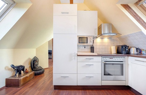 Wuelfel Apartment | Holiday Apartment 'Dachgeschosswohnung Wohllebe' with Wi-Fi and Air Conditioning
