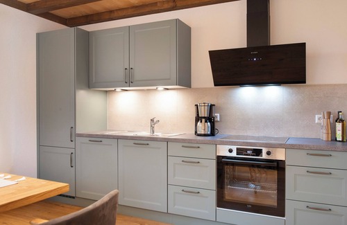 Heiligenberg Apartment | Holiday Apartment "Morgentau" with Private Terrace & Wi-Fi