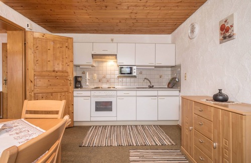 Hergensweiler Apartment | Holiday Apartment in Ferienhof Wetzel with Shared Garden and Terrace, ONE Pet allowed