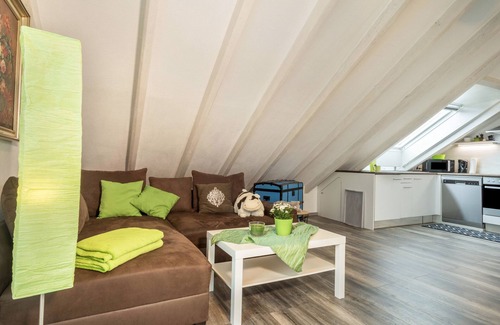 Meckenbeuren Apartment | Holiday Apartment "Straub" with Mountain View, Balcony & Wi-Fi