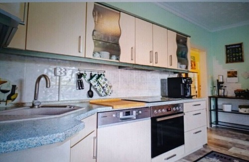 Neupetershain Nord House | Holiday apartment with dog