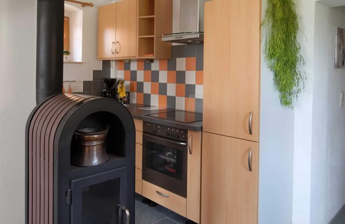 Neupetershain Nord Apartment | Holiday apartment "Schusterhaus" - Ferienhof Welz