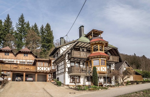 Sasbachwalden Apartment | Holiday Apartment "Adlerhorst" with Shared Terrace, Balcony & Wi-Fi