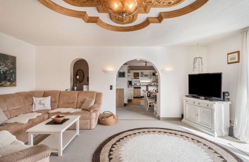 Stiefenhofen Apartment | Holiday Apartment "Haus Sonnenhang Wohnung 1" with Mountain View, Balconies & Wi-Fi